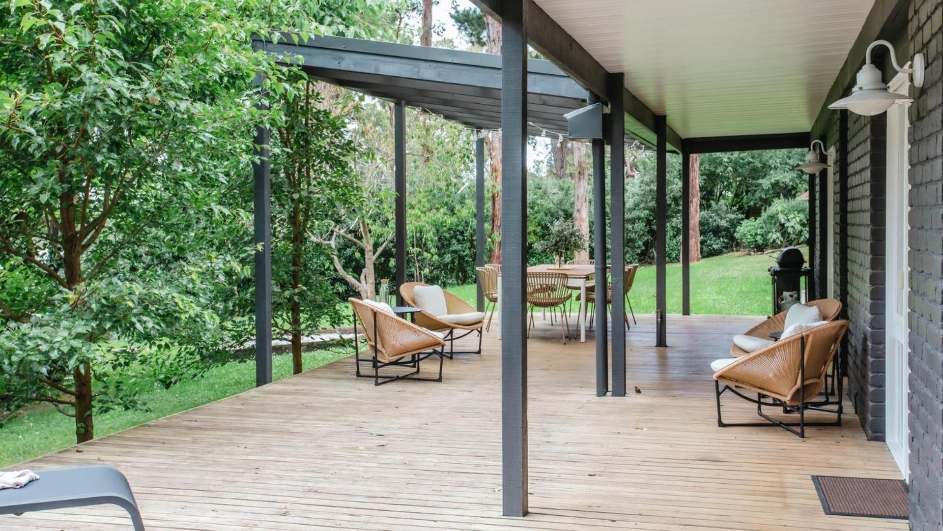 Sunrey Retreat Villa Red Hill Exterior photo